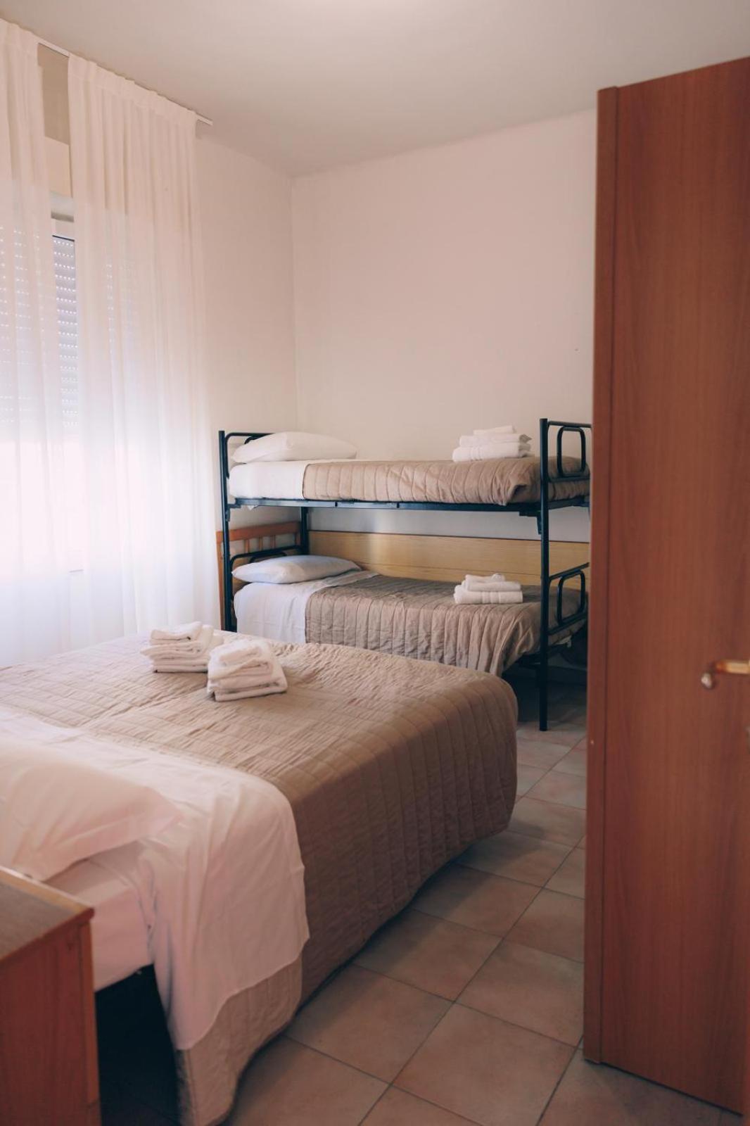 Hotel Enna רימיני מראה חיצוני תמונה